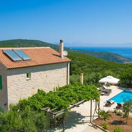 Sleeps 6 Pool Air Con Wifi Vila *